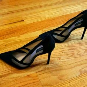 Bloomies Aqua Exclusive Suede and Mesh Pump 8.5